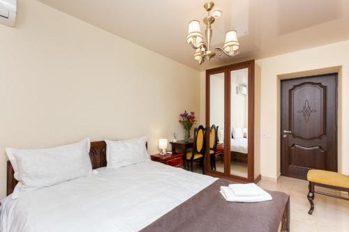 Avlabari Apartment | Prime location Apartment with Three Bedroom