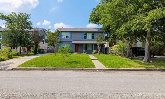 Terrell Heights Condo | Prime Location! Near Downtown!