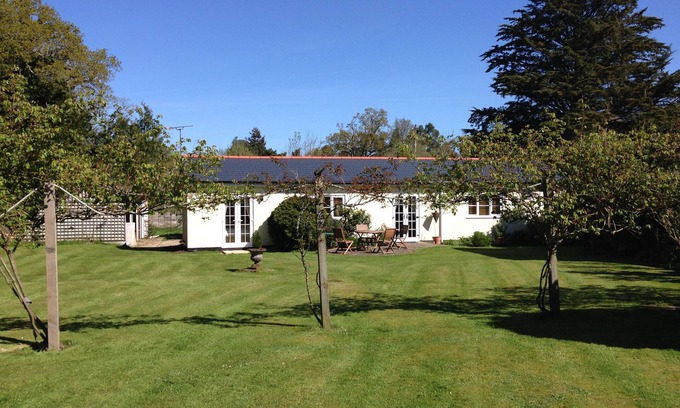 New Forest District Cottage | Prime position in Burley, New Forest National Park!