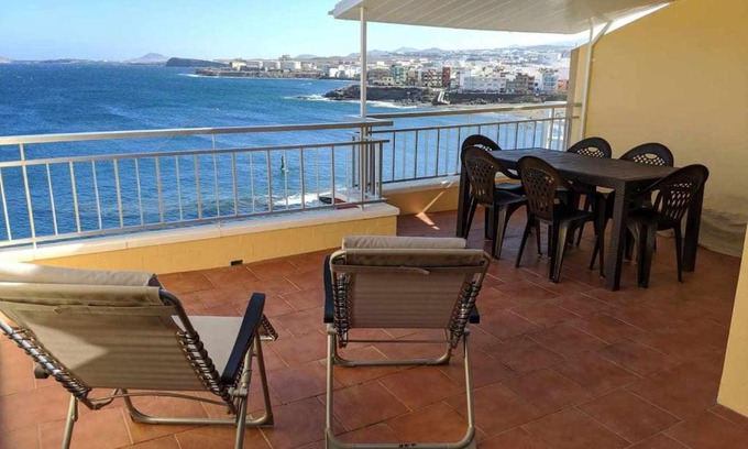 Melenara Apartment | Primera linea con amplia terraza