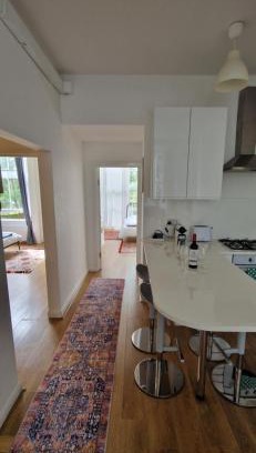 Camden Apartment | Primrose Hill - Charming, Cosy, 2 Double Bedrooms Apartment