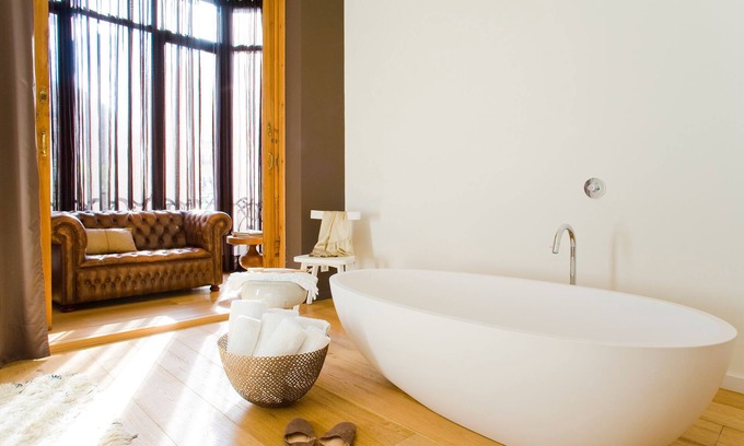 Eixample Apartment | Principal - Luxury 2 Bed. 3 Bath Apt + Terrace