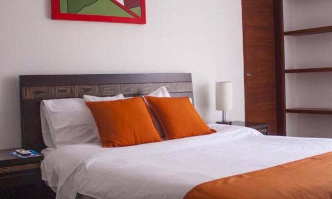 La Castellana Apartment | Prisma Suites Chico 94 - Three-Bedroom Apartment