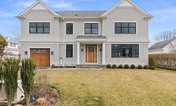 Fifth Ward House | Pristine 4-bedroom home located in the heart of Newport