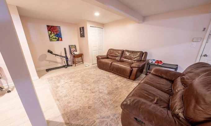 Geyser Crest Apartment | Private 2 Bedroom Apartment