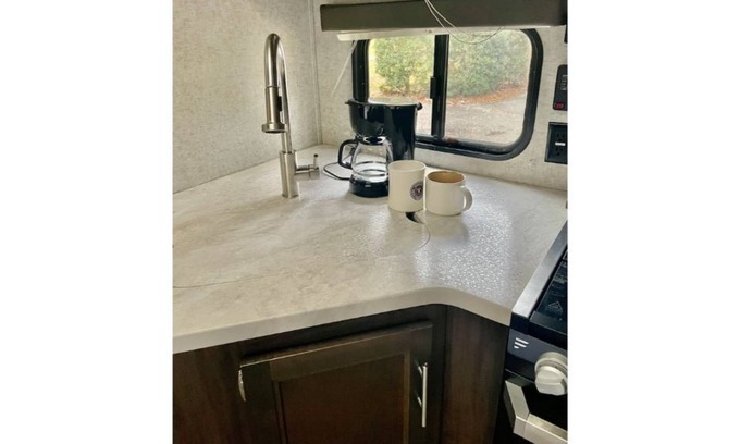 Rosehill House | Private and delightful one bedroom travel trailer