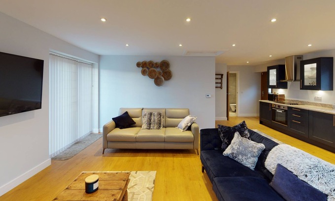 Dronfield Apartment | Private and Unique Cottage Close to Sheffield