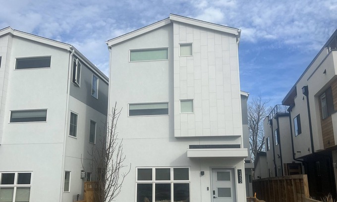 West Colfax Apartment | Private Apartment w Separate Entrance - 2 blocks from Sloan's Lake