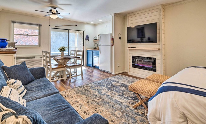 Lake Lure Apartment | Private Balcony & Pool Access: Lake Lure Studio!