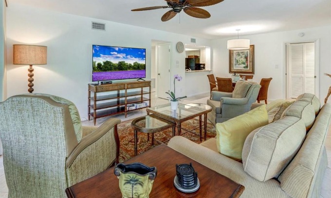 Bonita Bay House | Private beach & kayaking