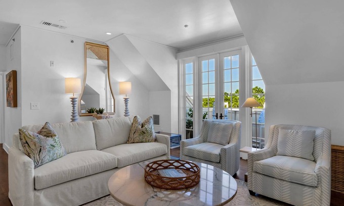 Rosemary Beach Condo | PRIVATE BEACH/POOL ACCESS-Town Center-Coastal Charm-Newly Renovated