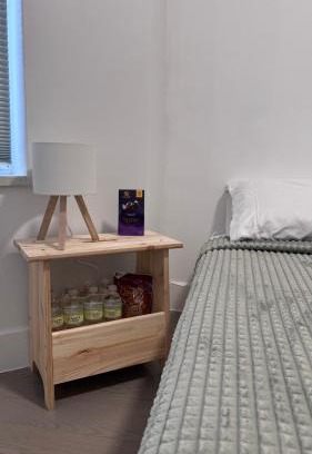 West New York House | Private Bedroom with Dedicated Bathroom 15mis NYC