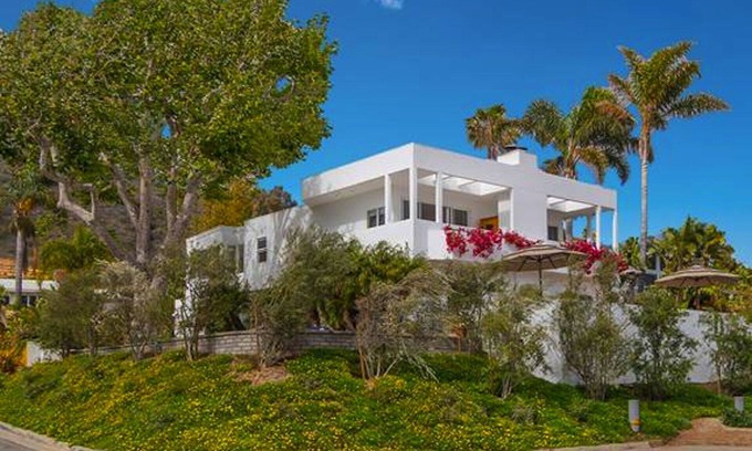 Western Malibu House | Private Broad Beach Home - Super clean and air conditioned! We love guests!⭐️