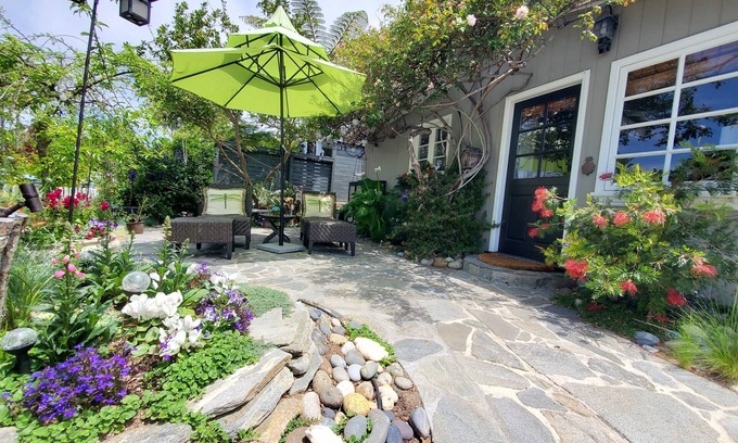 Corona del Mar House | Private Cottage Oasis in CdM - Ideal Village Location on XL Lot