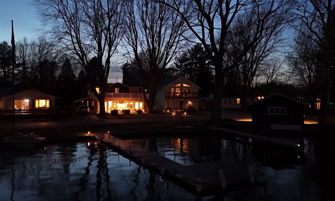 Fennville House | Private Dock/Sunrise Views/Patio/Deck/Sleeps 10/Cable TV/Wi-Fi/AC/Grill
