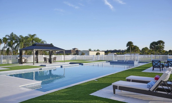 Vero Beach House | 🐴 Private Estate overlooking 60 acre horse farm 🐴