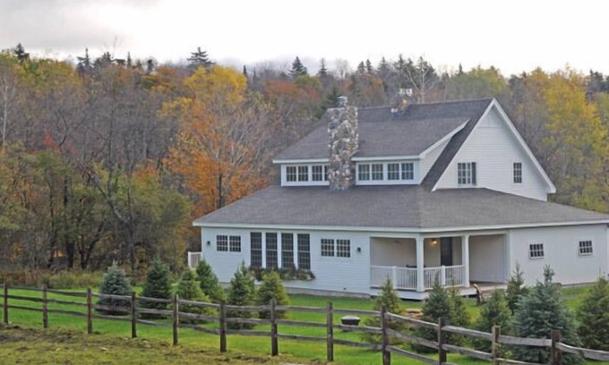 West Dover House | Private Family Estate for any Season