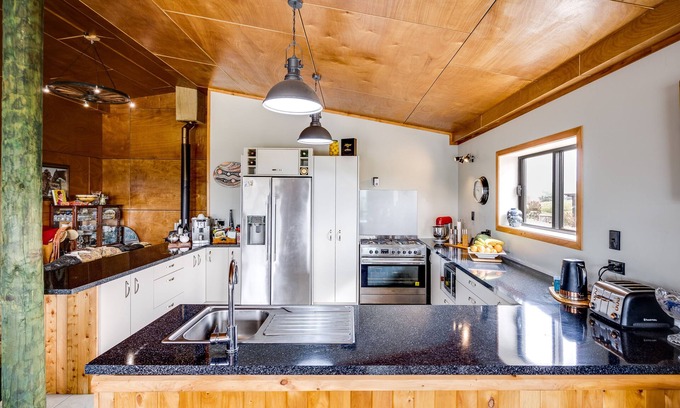 Waipawa Bed & Breakfast | Private farm stay 2 minutes to Waipawa