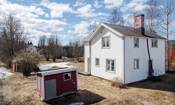 Ursviken House | Private Floor in Cozy Villa.