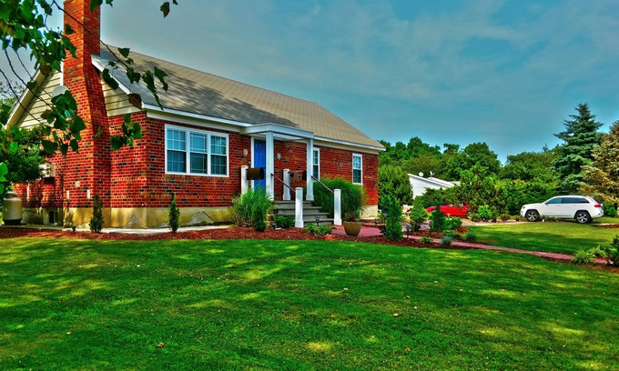 Orient Point House | Private Getaway - corner Home with rights to private beach - Tip of North Fork