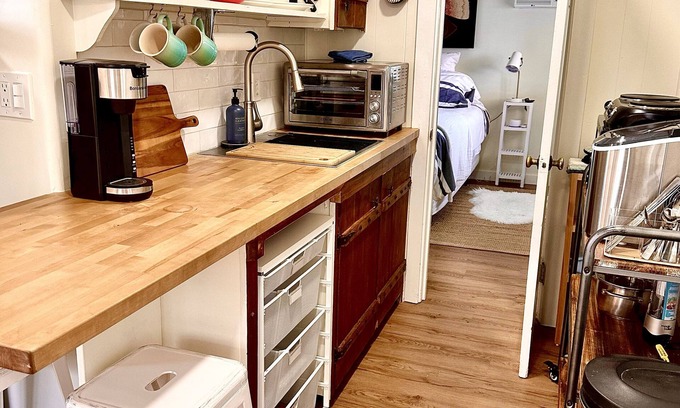Tucson Apartment | Private GUEST HOUSE CASITA EFFICIENCY