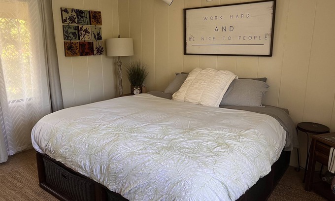 Benbow Apartment | Private guesthouse, pet friendly, ADA, view, Avenue of the Giants,fast wifi