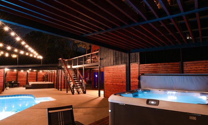 Mountain Home House | Private HEATED Pool & Hot Tub; Fire Pit; Gameroom