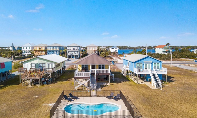 Gulf Shores House | Private Heated Pool–NO Extra Fee!-Perfect Location