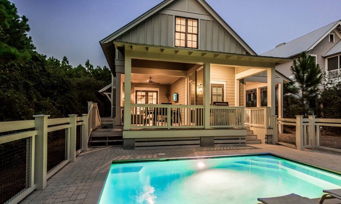 Forest District House | Private Heated Pool! 4 King Beds + Bunkroom! Parking for up to 3 Vehicles!