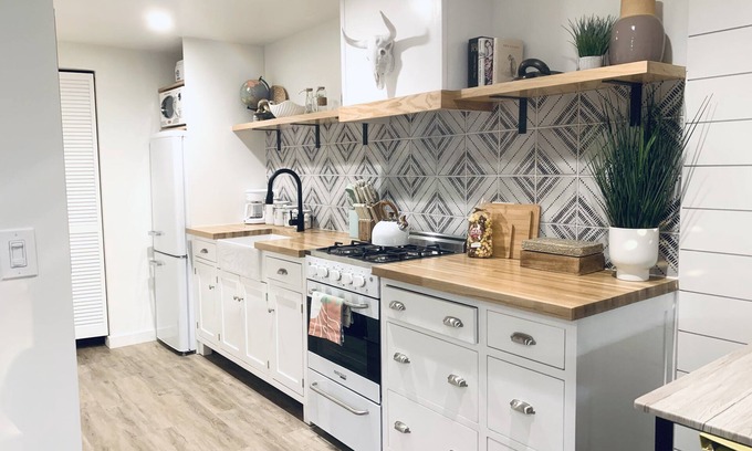 Napa House | Private Hideaway close to Downtown Napa and Bottlerock! $2600-2900 monthly