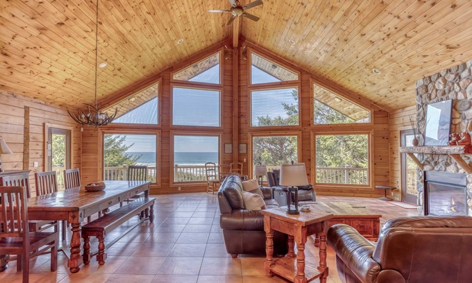 Newport House | Private Hilltop Ocean Views, Cathedral Ceiling, Fabulous Game Room Near Newport!