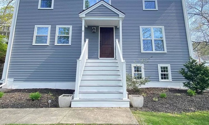 Woburn House | Private home near amazing downtown Woburn! Sleeps 9