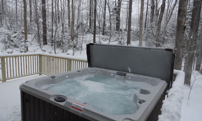 Ludlow House | Private Home Walk to Okemo Lifts! Hot Tub/Fire Pit