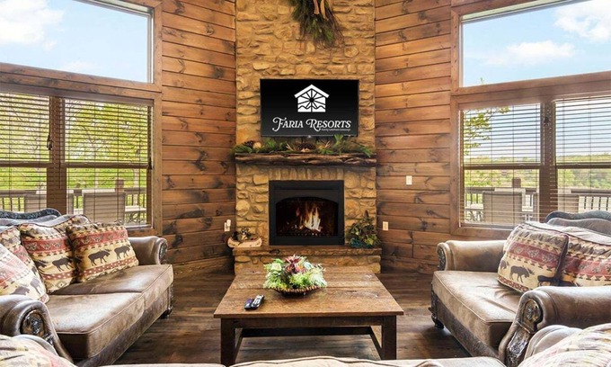 Indian Point Cabin | Private LUXURY Lakefront Lodge 2~2mi to SDC~FREE Resort Amenities~HUGE POOL