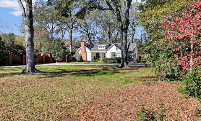 Spartanburg House | Private, newly remodeled home with high end finishes