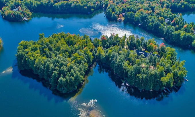 Presque Isle House | Private Northwoods island with over 2100 feet of frontage. Dog-friendly!