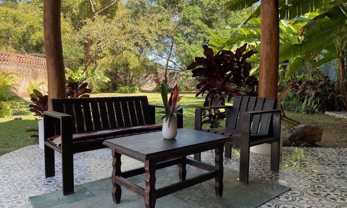 Lo de Marcos Apartment | PRIVATE OASIS! New Studio Casita with Parking, Garden & Outdoor Kitchen!