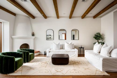 Camelhead Estates House | Private Paradise Valley Estate Swimming Nearby Golfing.