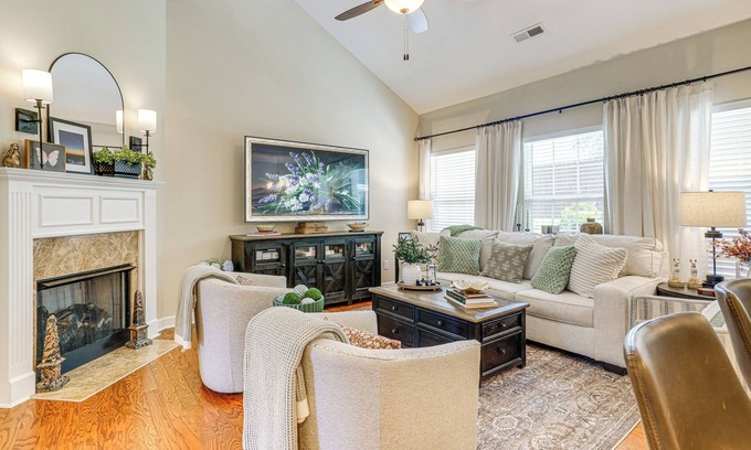 Cleveland Condo | Private Patio: Residential Condo in Cleveland!