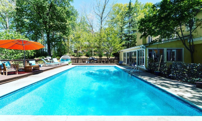 Marietta House | Private Pool - East Cobb -Braves Stadium - Large Family House -Chez Melet