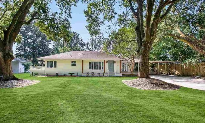 Lobdell/Woodale House | Private Pool! Mid-City Stay!