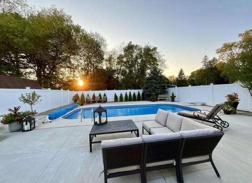 Fennville House | Private pool oasis - hot tub - great location