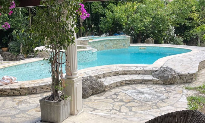 Vallauris Villa | PRIVATE POOL RENTAL IN PRIVATE VILLA WITH INDEPENDENT APARTMENT