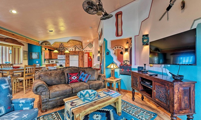 Taos House | Private Retreat 17 Mi to Taos Ski Valley!