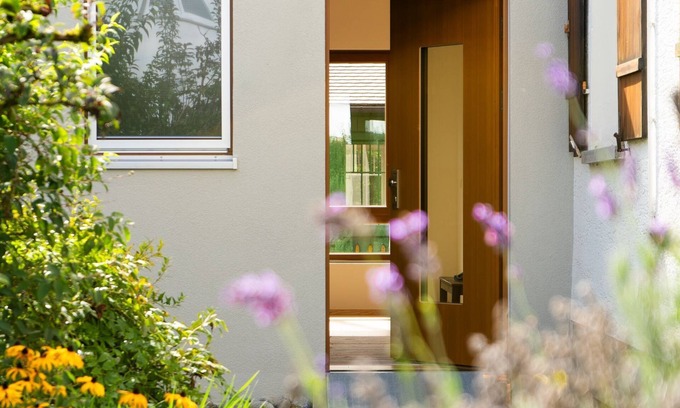 Bermatingen Apartment | Private room Haus Lebherz - Double room Bett & Blume Haus Lebherz, shower/WC, 20 sqm, ground floor