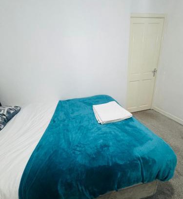 Glasgow House | Private Room in Glasgow City