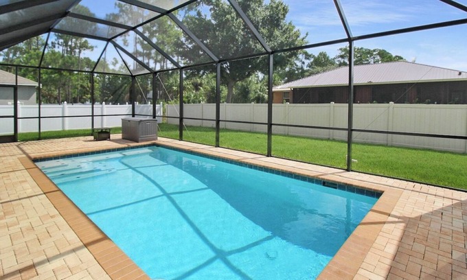 North Port House | Private Salt Water Pool Home in North Port - La Vida Loca