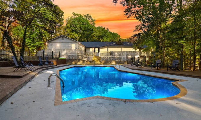 Powder Springs House | Private & Secluded 5-Acre Gated Estate w/Pool + Expansive Entertaining Space