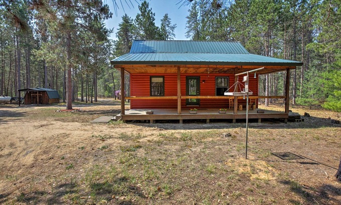 South Boardman Cabin | Private South Boardman Cabin on 10 Forest Acres!