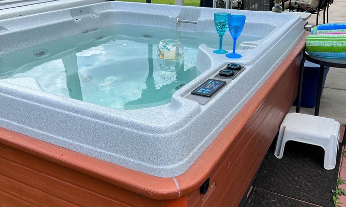 Briargate House | Private, Spacious Basement Suite - Hot Tub, Kitchenette, Ping Pong, Kid-friendly